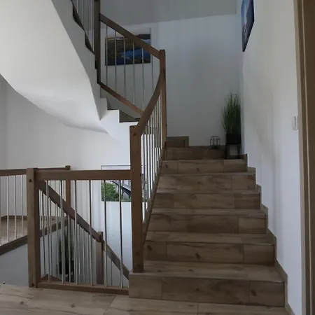 Allis Apartment